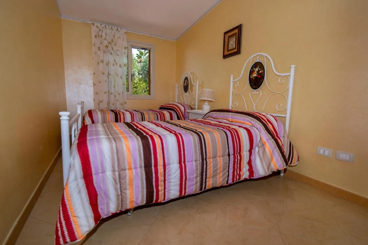 Villa Del Papiro Avola 0*,