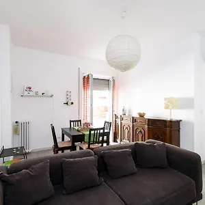Casa Vacanze Nonna Elena Hébergement de vacances Rome